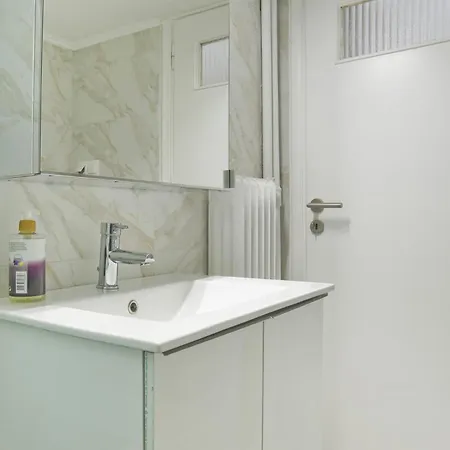 Serra Relaxing Renovated By Marina & Apartment Piraeus
